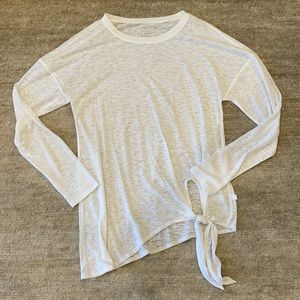 Tie front lululemon long sleeve tee size 6